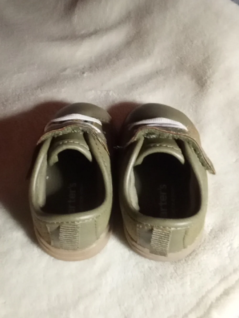 CARTERS Kids Olive Green Casual Lace-Up Shoes SIZE 4 LIL ONES - Picture 4 of 7